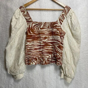 Love The Label Blouse Size Small Ivory Brown Zebra Eyelet Pattern Puff Sleeves